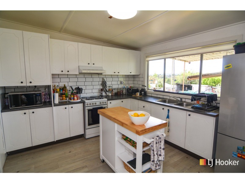 57 Wolgan Street, Portland NSW 2847
