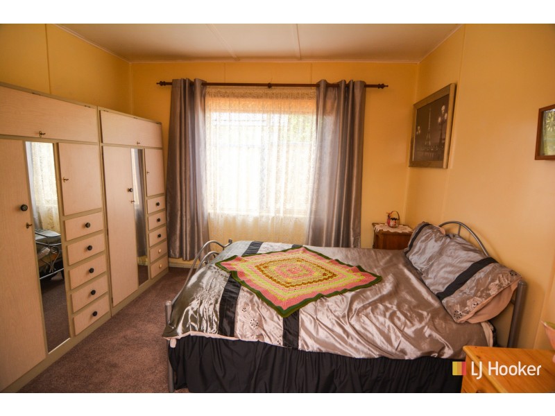 6 Rowsell Street, Portland NSW 2847