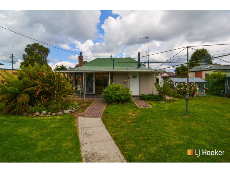 6 Rowsell Street, Portland NSW 2847