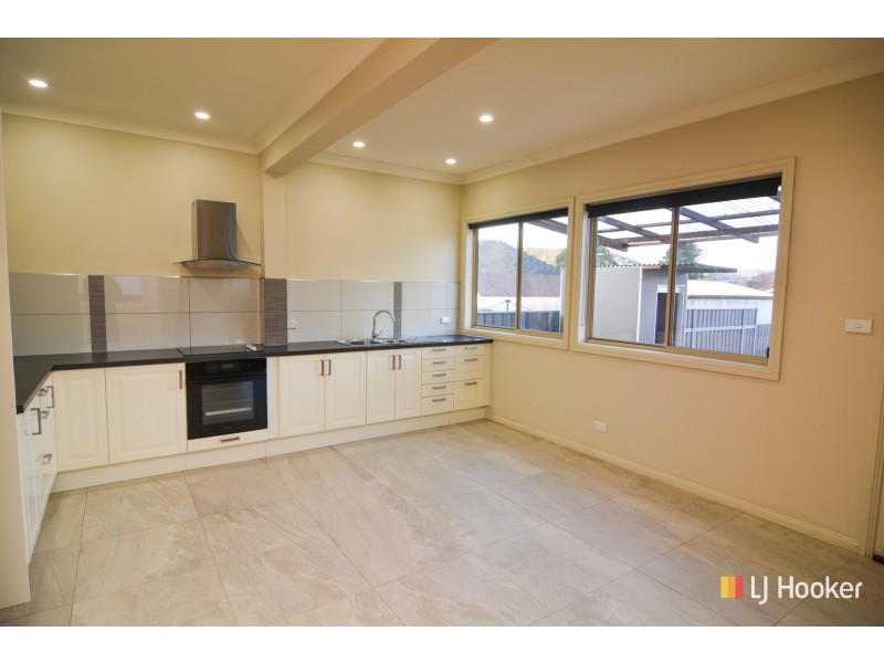 19 Tank Street, Lithgow NSW 2790