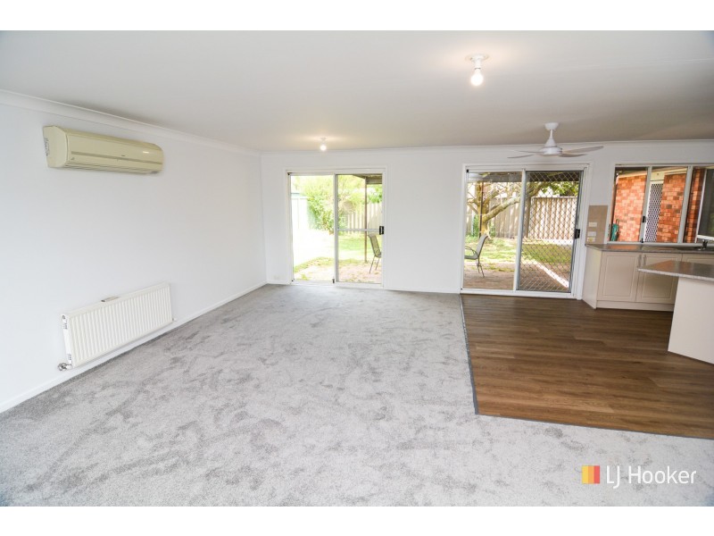 10 Fullagar Avenue, Lithgow NSW 2790