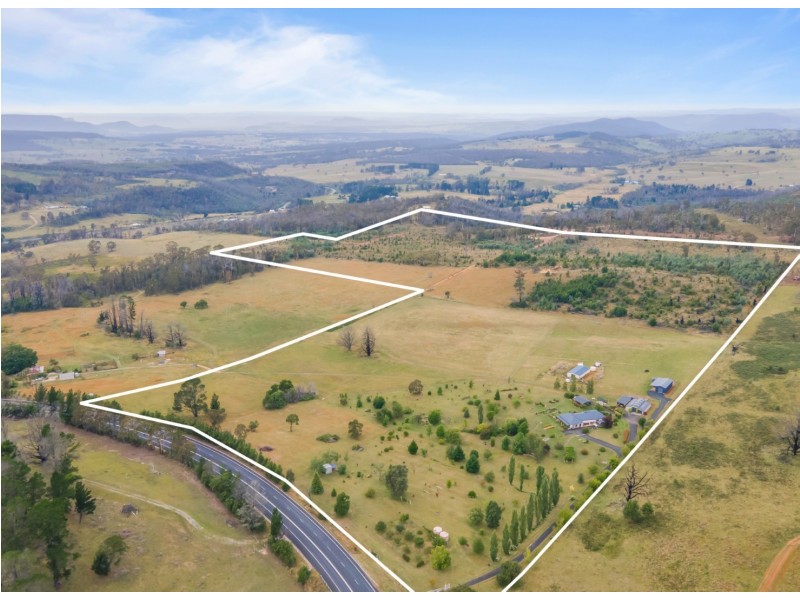 6121 Castlereagh Highway, Running Stream NSW 2850