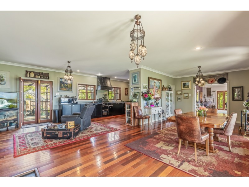 6121 Castlereagh Highway, Running Stream NSW 2850
