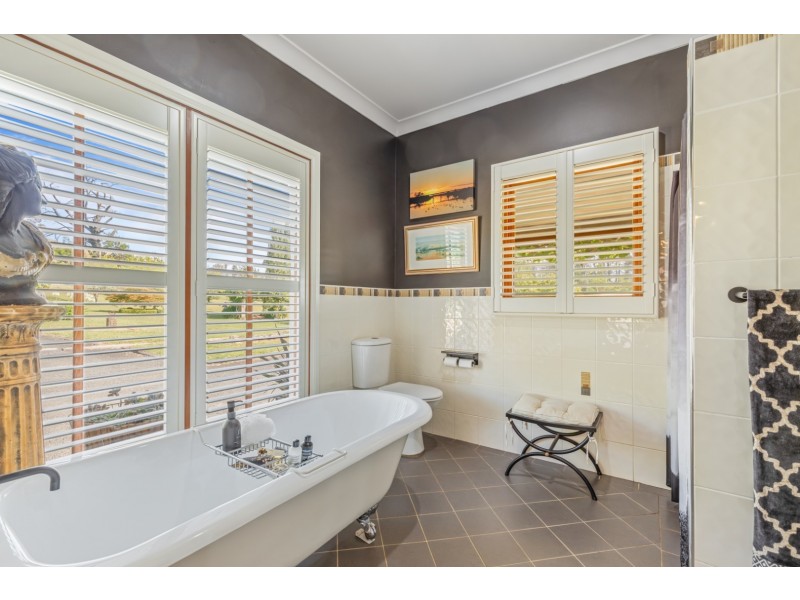 6121 Castlereagh Highway, Running Stream NSW 2850