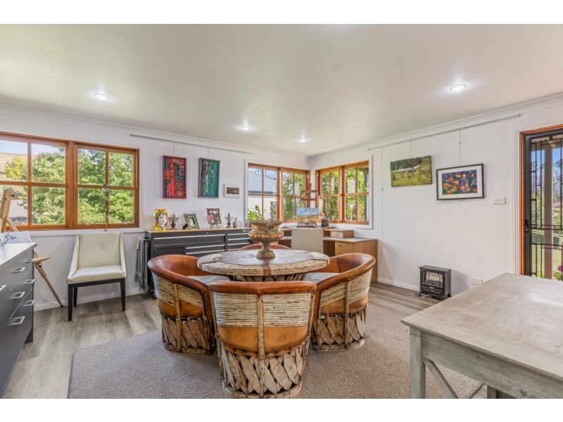 6121 Castlereagh Highway, Running Stream NSW 2850