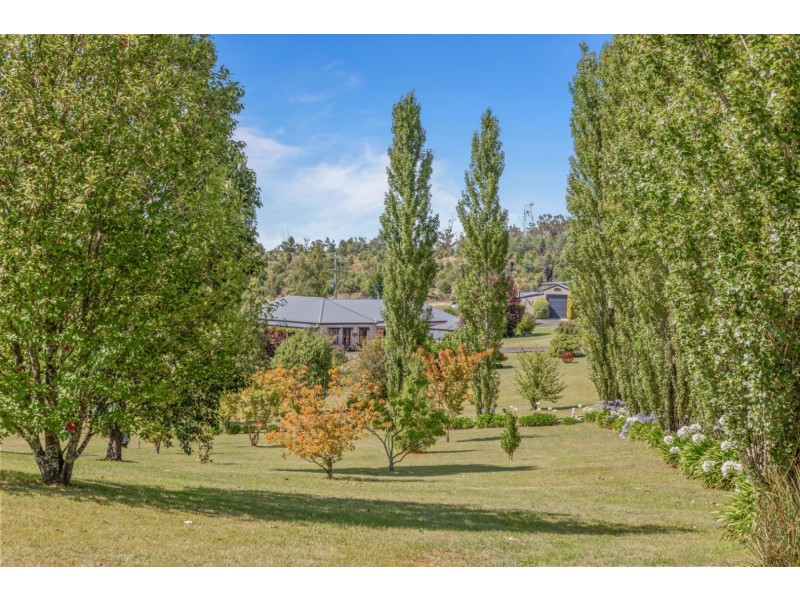 6121 Castlereagh Highway, Running Stream NSW 2850