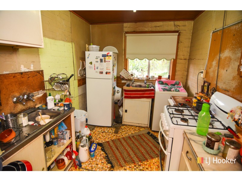 82 Laurence Street, Lithgow NSW 2790