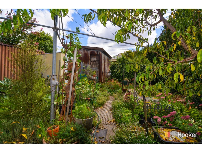 82 Laurence Street, Lithgow NSW 2790