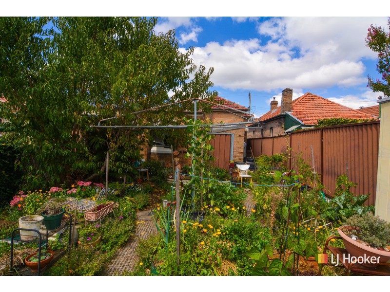 82 Laurence Street, Lithgow NSW 2790