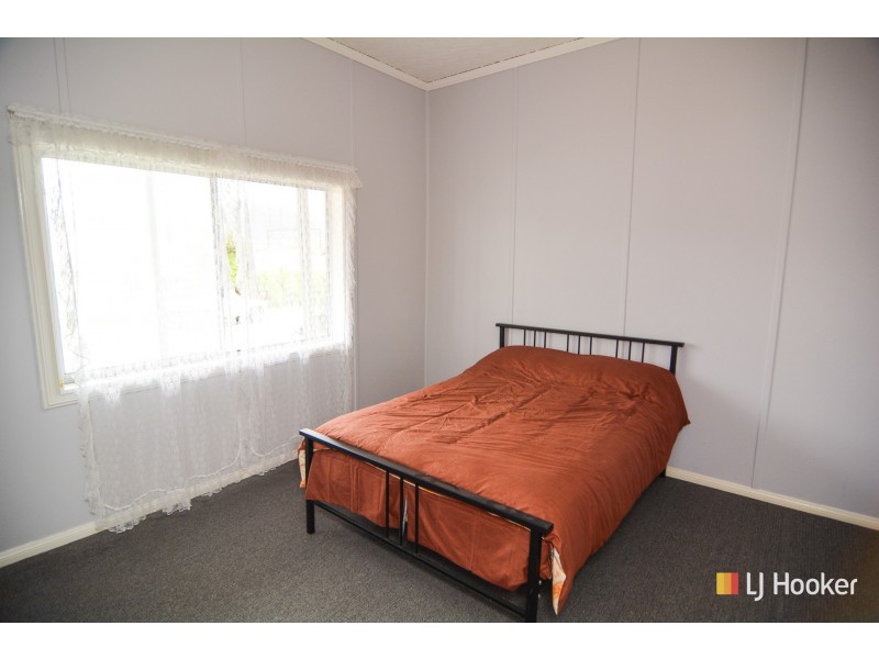 43 Chifley Road, Lithgow NSW 2790