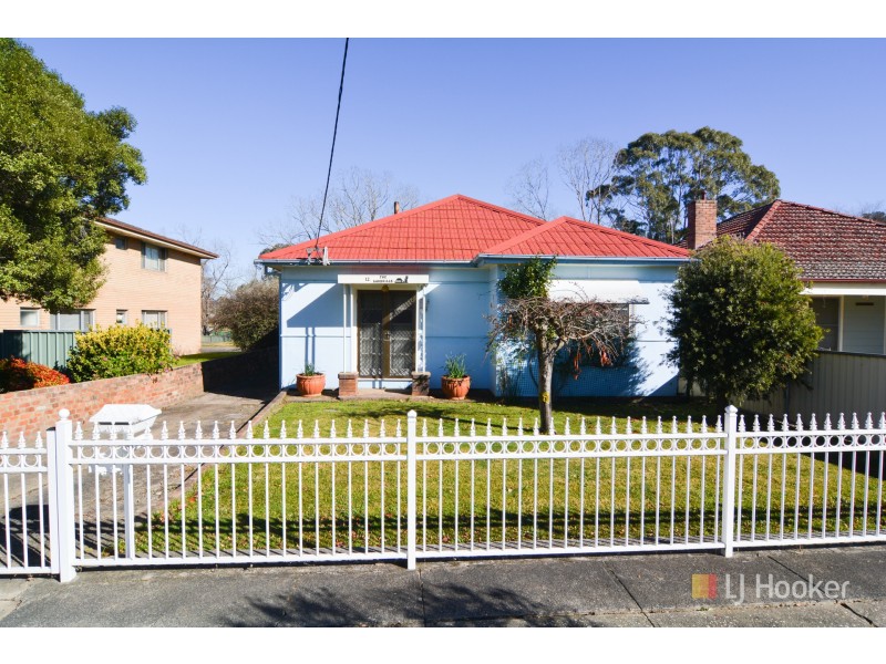 12 Sandford Avenue, Lithgow NSW 2790