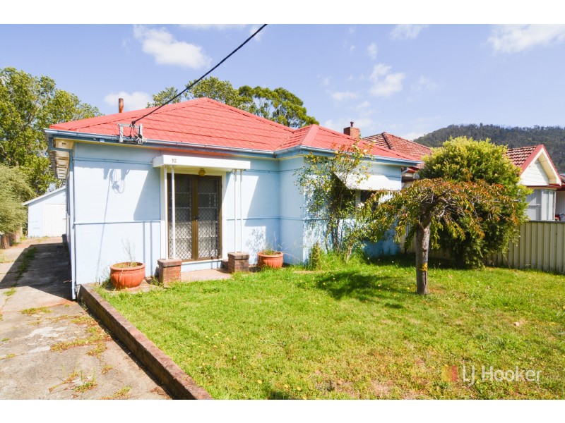 12 Sandford Avenue, Lithgow NSW 2790