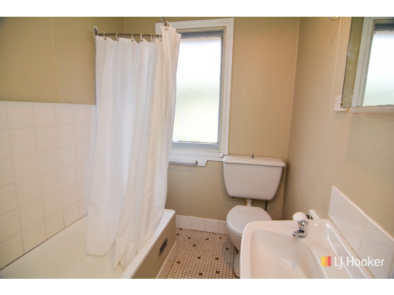 11 Hassan Street, Lithgow NSW 2790