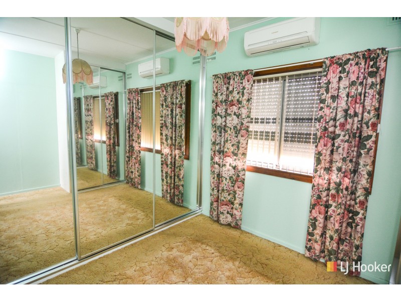 27 Tweed Road, Lithgow NSW 2790