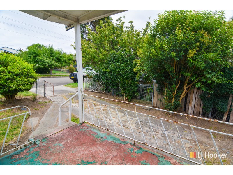 27 Tweed Road, Lithgow NSW 2790