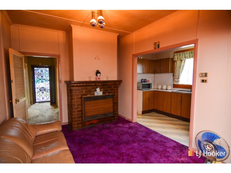 73 Laurence Street, Lithgow NSW 2790