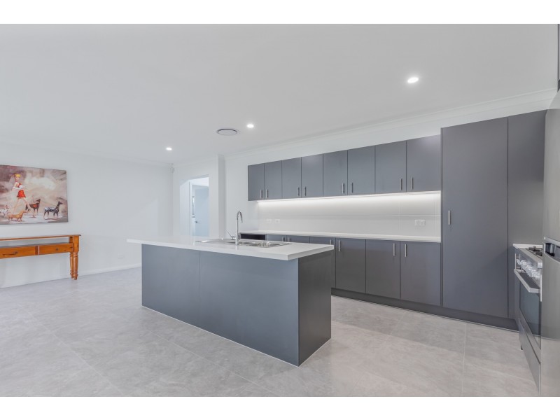 3 Trench Place, South Bowenfels NSW 2790