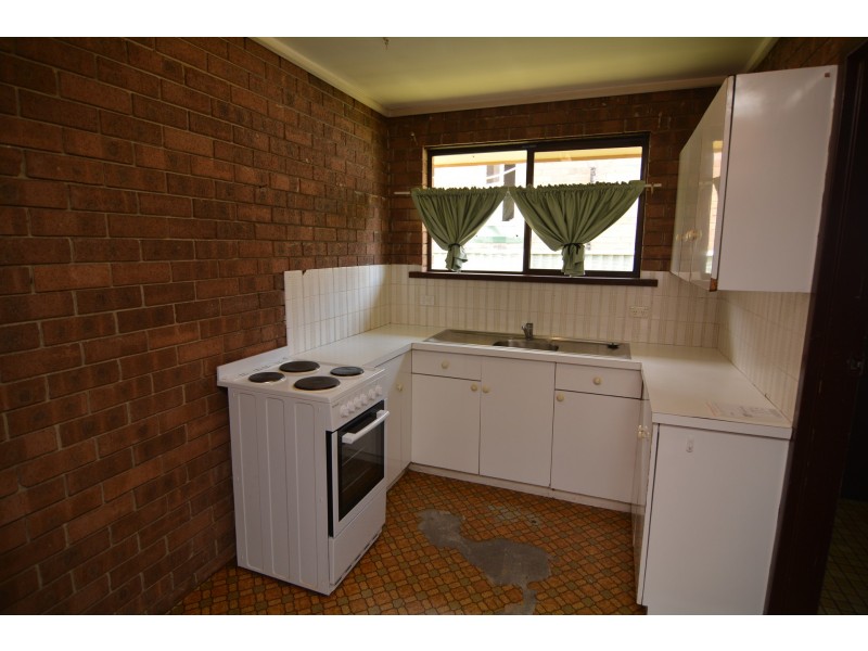 2/38-42 Tank Street, Lithgow NSW 2790