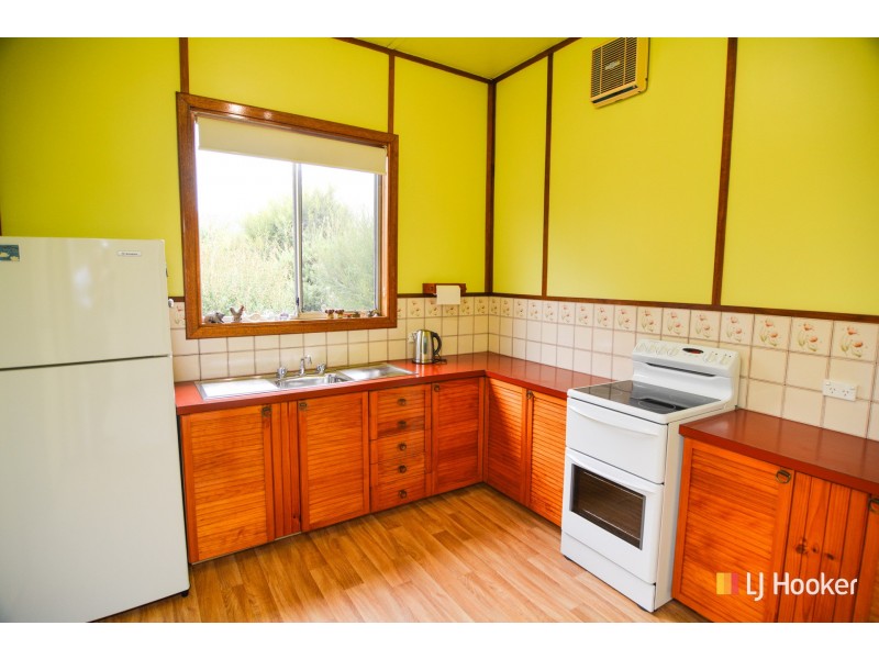 33 Laurence Street, Lithgow NSW 2790