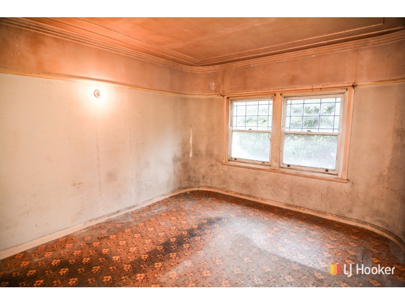 15 Hepburn Street, Lithgow NSW 2790