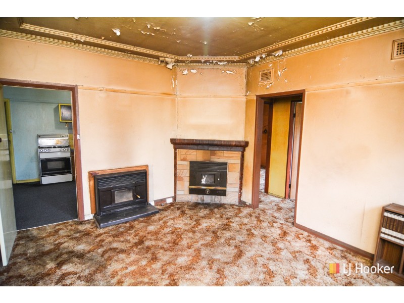 15 Hepburn Street, Lithgow NSW 2790