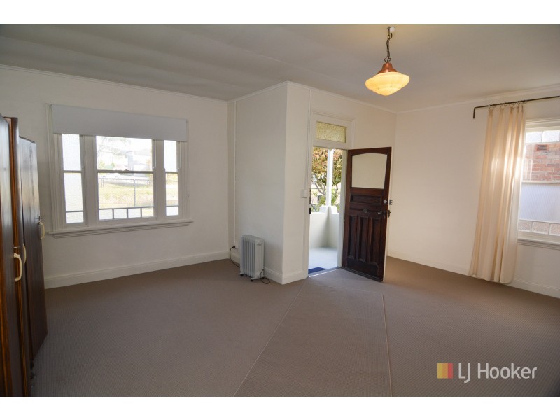 13 Young Street, Lithgow NSW 2790