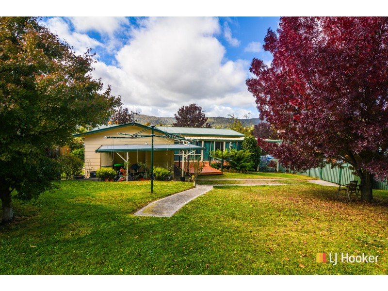 16 Wilton Close, Lithgow NSW 2790