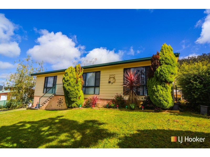 16 Wilton Close, Lithgow NSW 2790