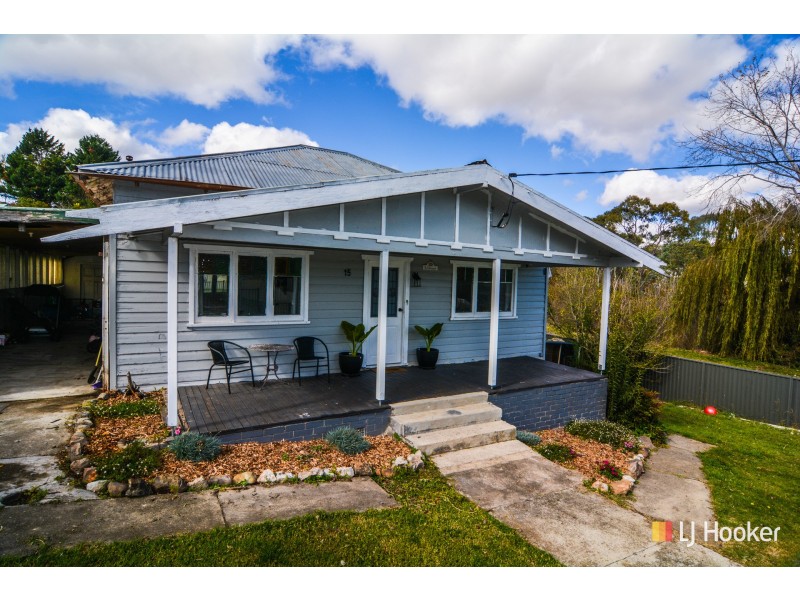 15 Paine Street, Portland NSW 2847
