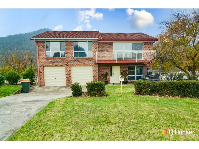 4 Evans Close, Lithgow NSW 2790