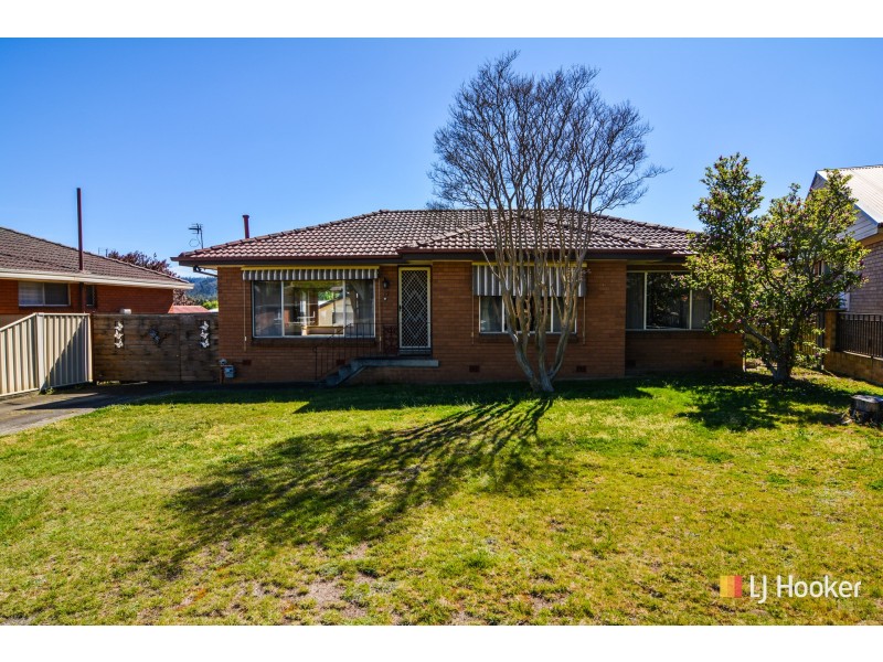 17 Wattle Grove, Lithgow NSW 2790