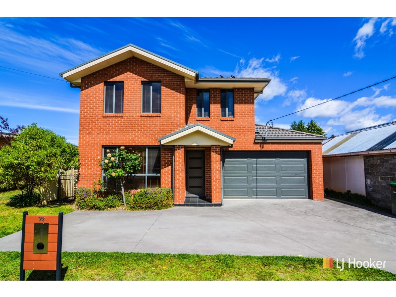 76 Rifle Parade, Lithgow NSW 2790