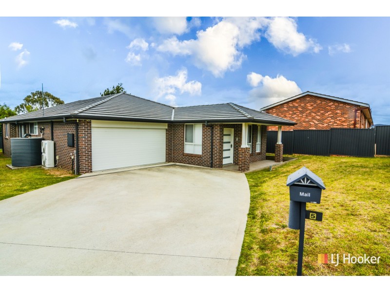 5 Allison Close, Wallerawang NSW 2845