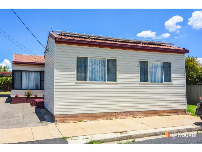 22 Inner Crescent, Lithgow NSW 2790