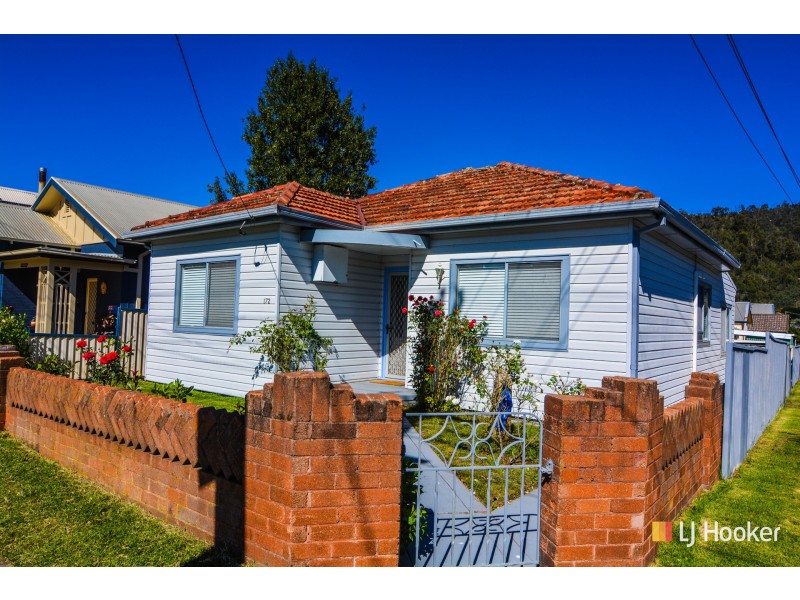 172 Inch Street, Lithgow NSW 2790