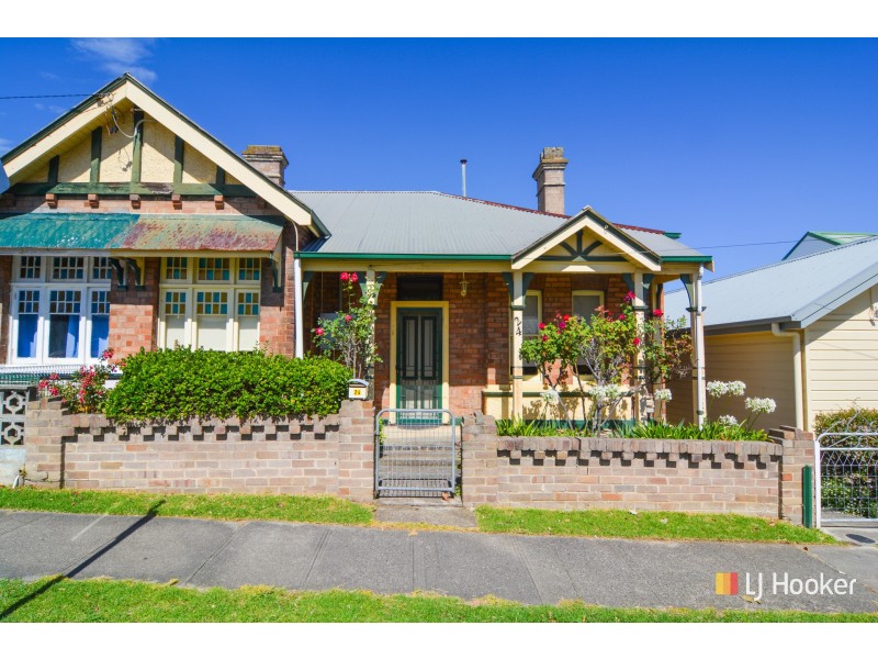 24 Eskbank Street, Lithgow NSW 2790