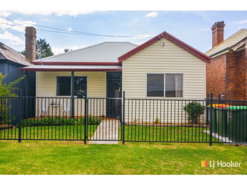 14 Dulhunty Street, Portland NSW 2847