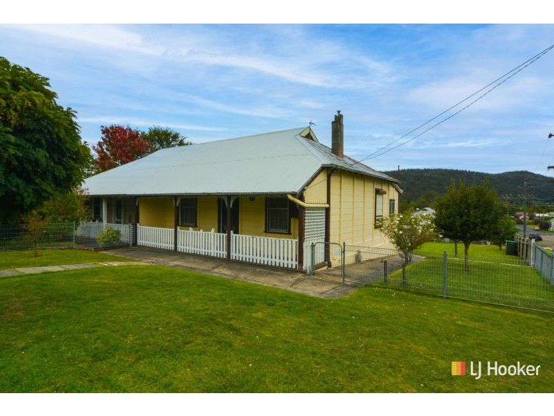 6 Whitton Street, Lithgow NSW 2790