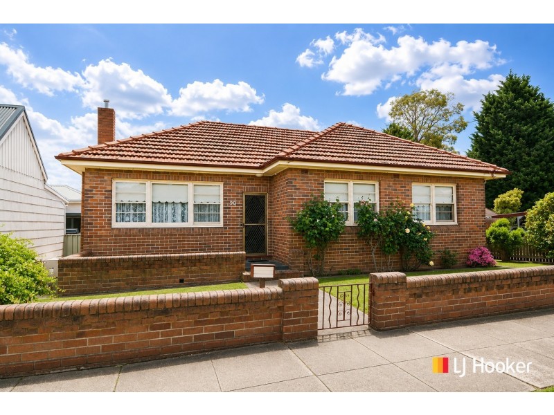 90 Cupro Street, Lithgow NSW 2790