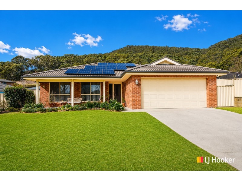 2 Claret Ash Avenue, Lithgow NSW 2790