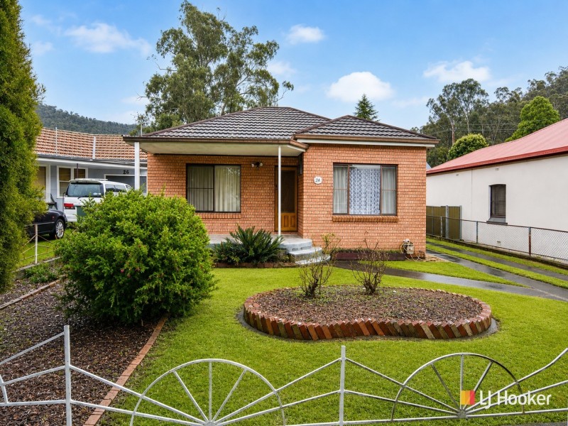 24 Willes Street, Lithgow NSW 2790