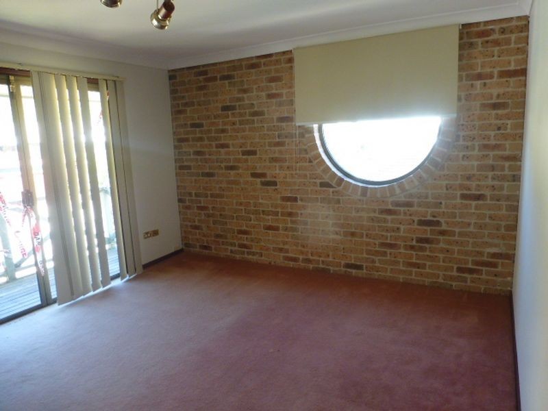 2/18 Redgate Street, Lithgow NSW 2790
