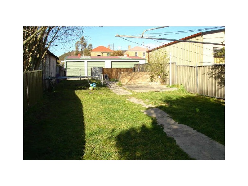 27 Ferro Street, Lithgow NSW 2790