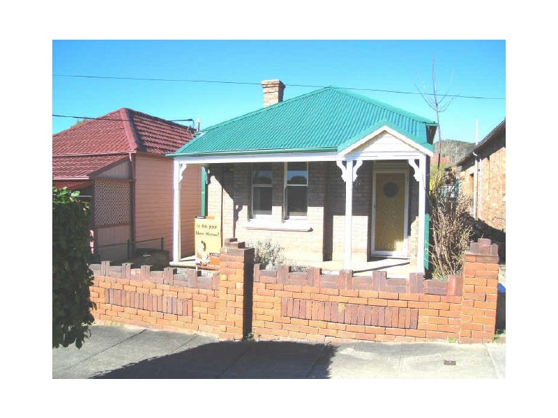 27 Ferro Street, Lithgow NSW 2790