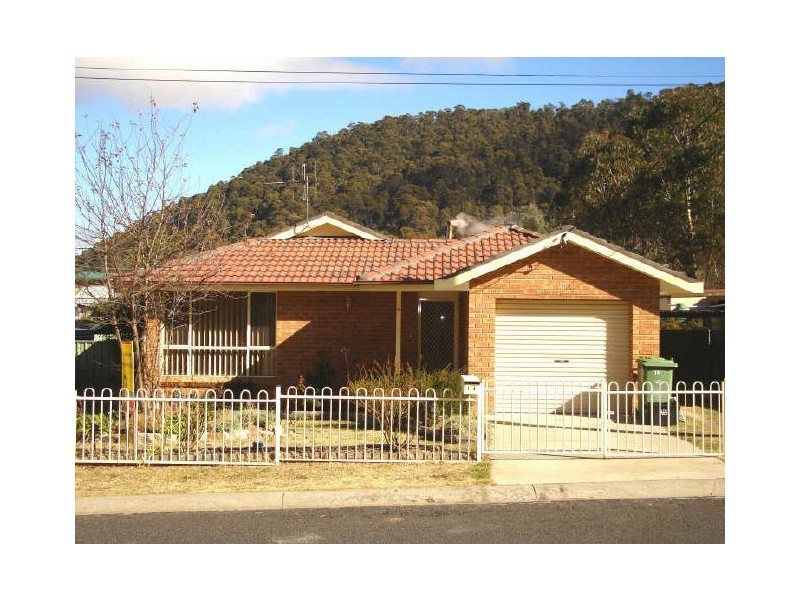 14 Crane Road, Lithgow NSW 2790
