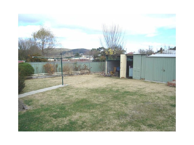 14 Crane Road, Lithgow NSW 2790