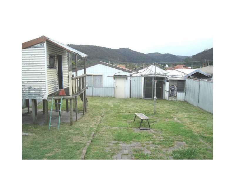 98 Mort Street, Lithgow NSW 2790