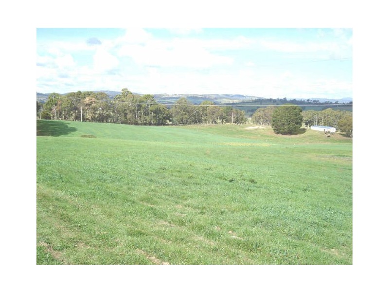 1 McManus Road, Meadow Flat NSW 2795