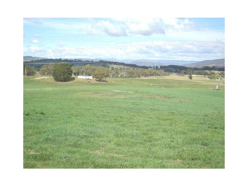 1 McManus Road, Meadow Flat NSW 2795