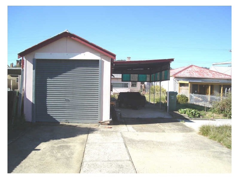 126 Inch Street, Lithgow NSW 2790